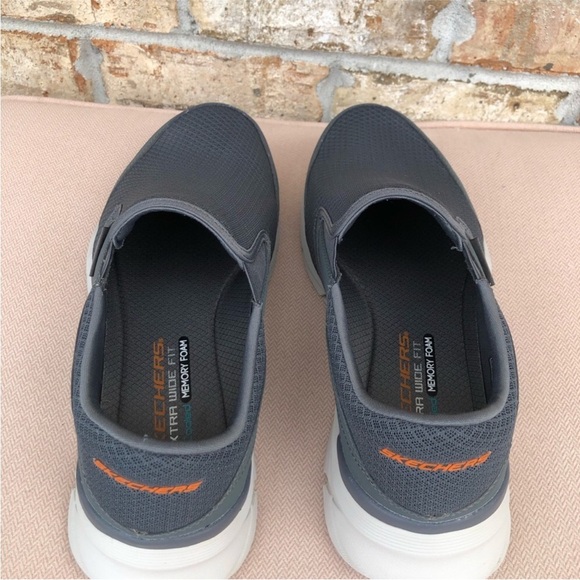 Skechers Men's Gray Charcoal Memory Foam Extra Wide Fit Slip-on Loafer 9.5 - Picture 7 of 13